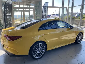 CLA 250 AMG AHK MBUX Multib. 19  Kamera Night