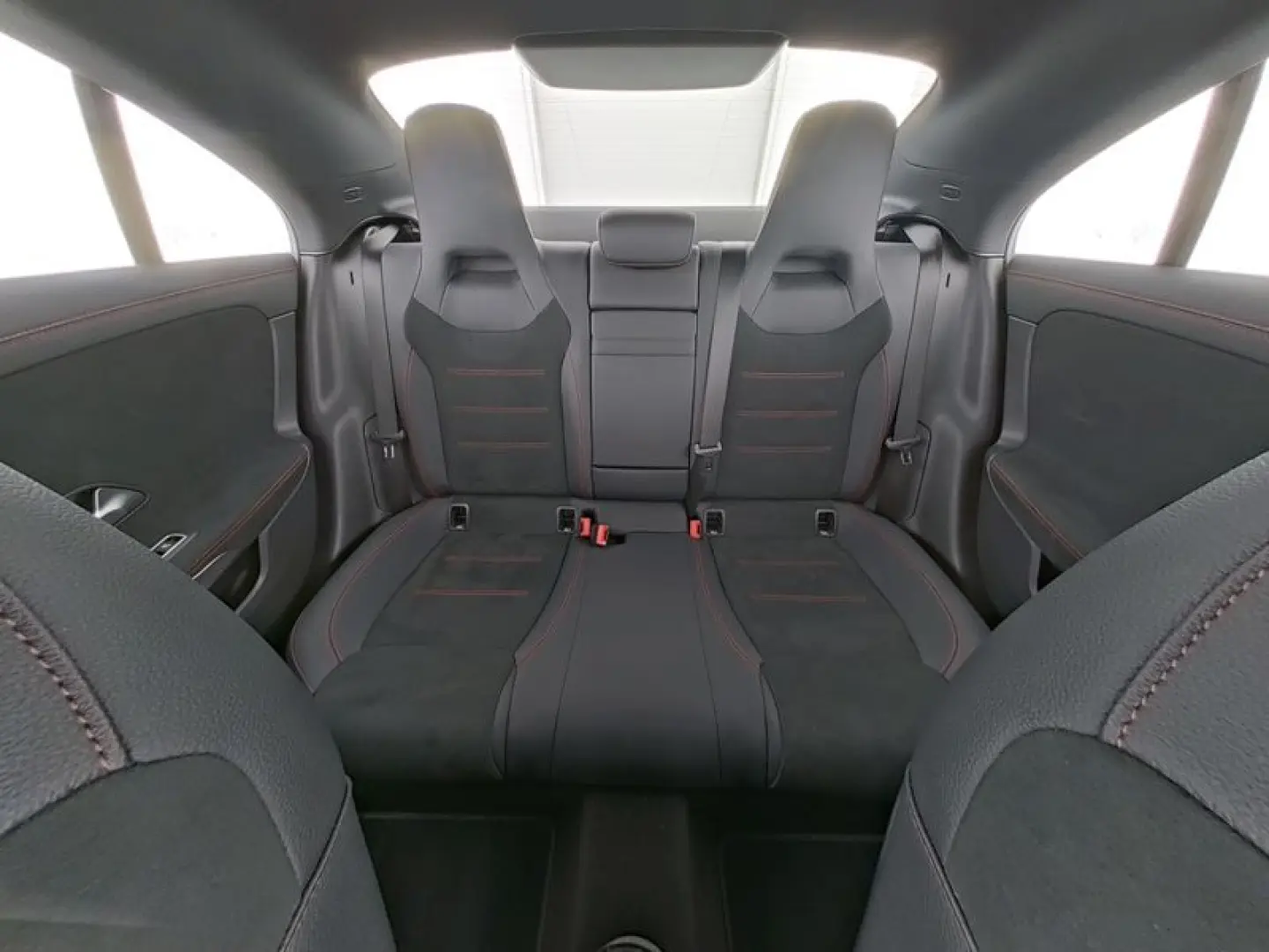 CLA 180 Coupé AMG KAMERA LED NAVI CARPLAY 18