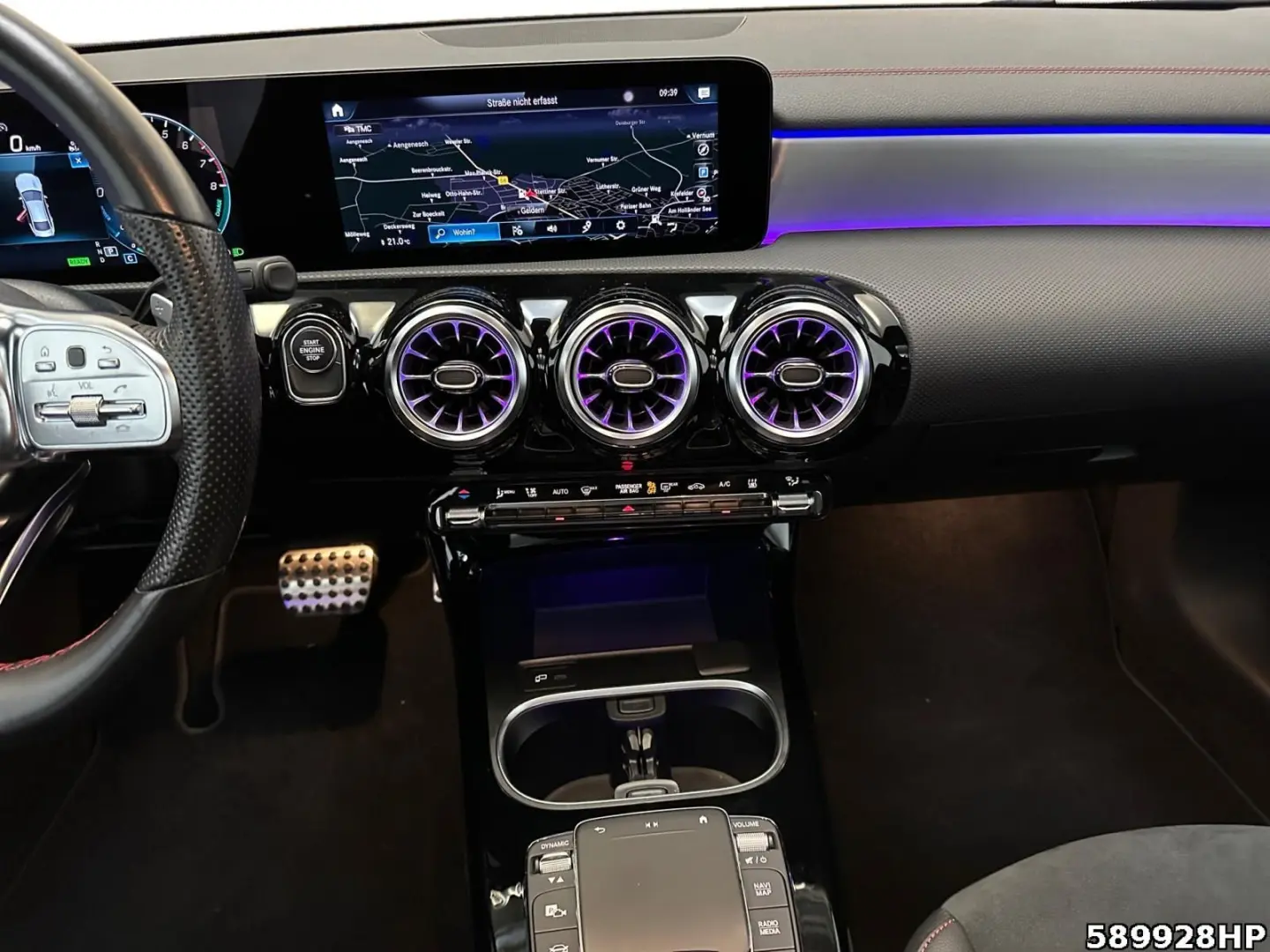 CLA 250 e Coupé AMG  Night Panorama 19  Soundsys