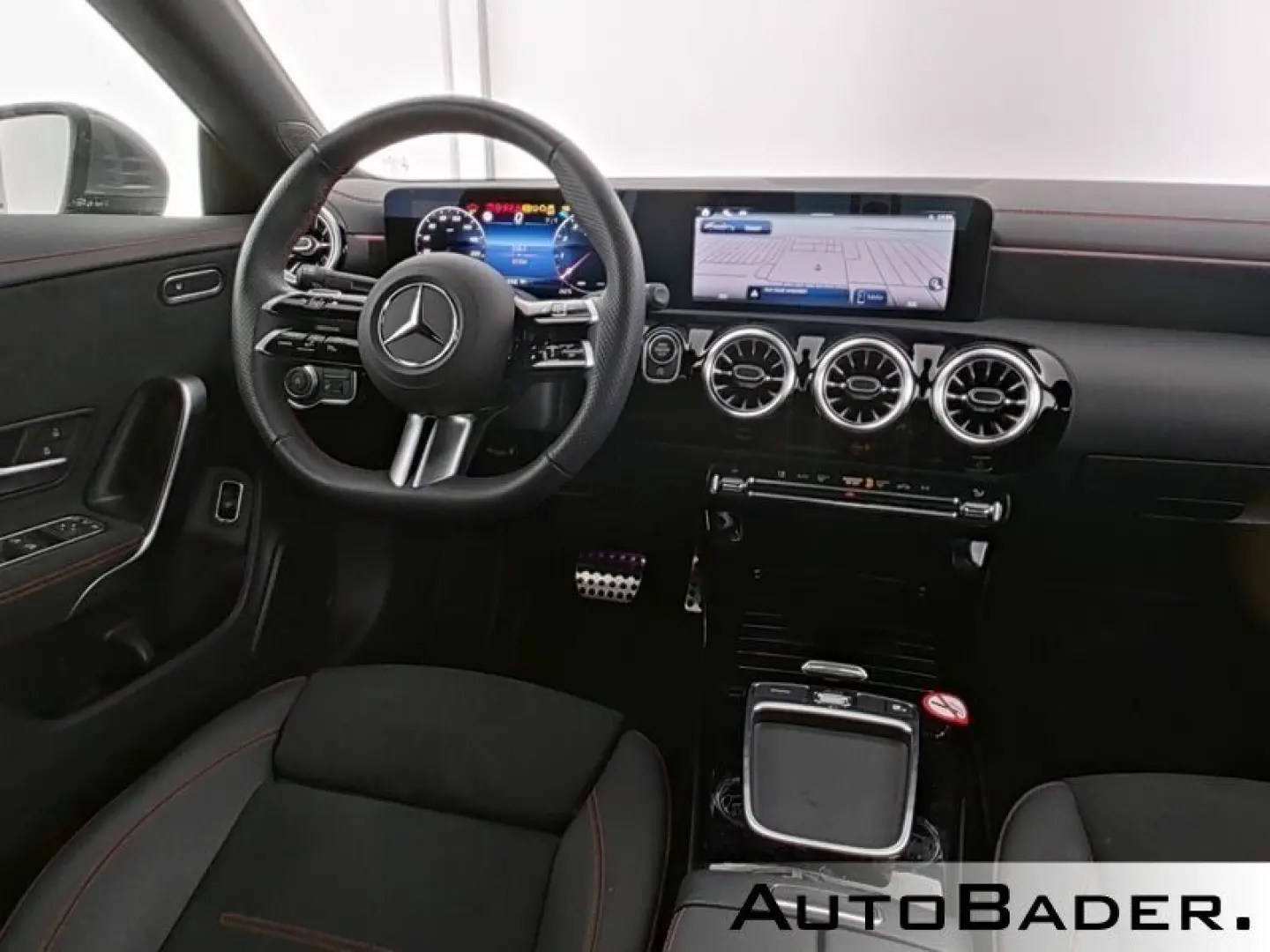 CLA 180 7G AMG MBUX LED RFK Spiegel-Pkt MY2025