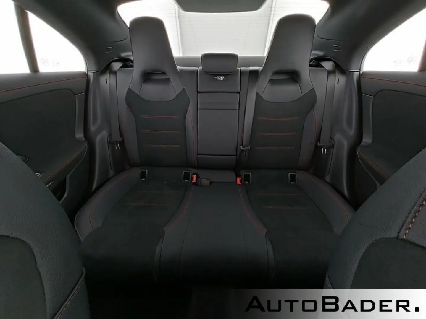 CLA 180 7G AMG MBUX LED RFK Spiegel-Pkt MY2025