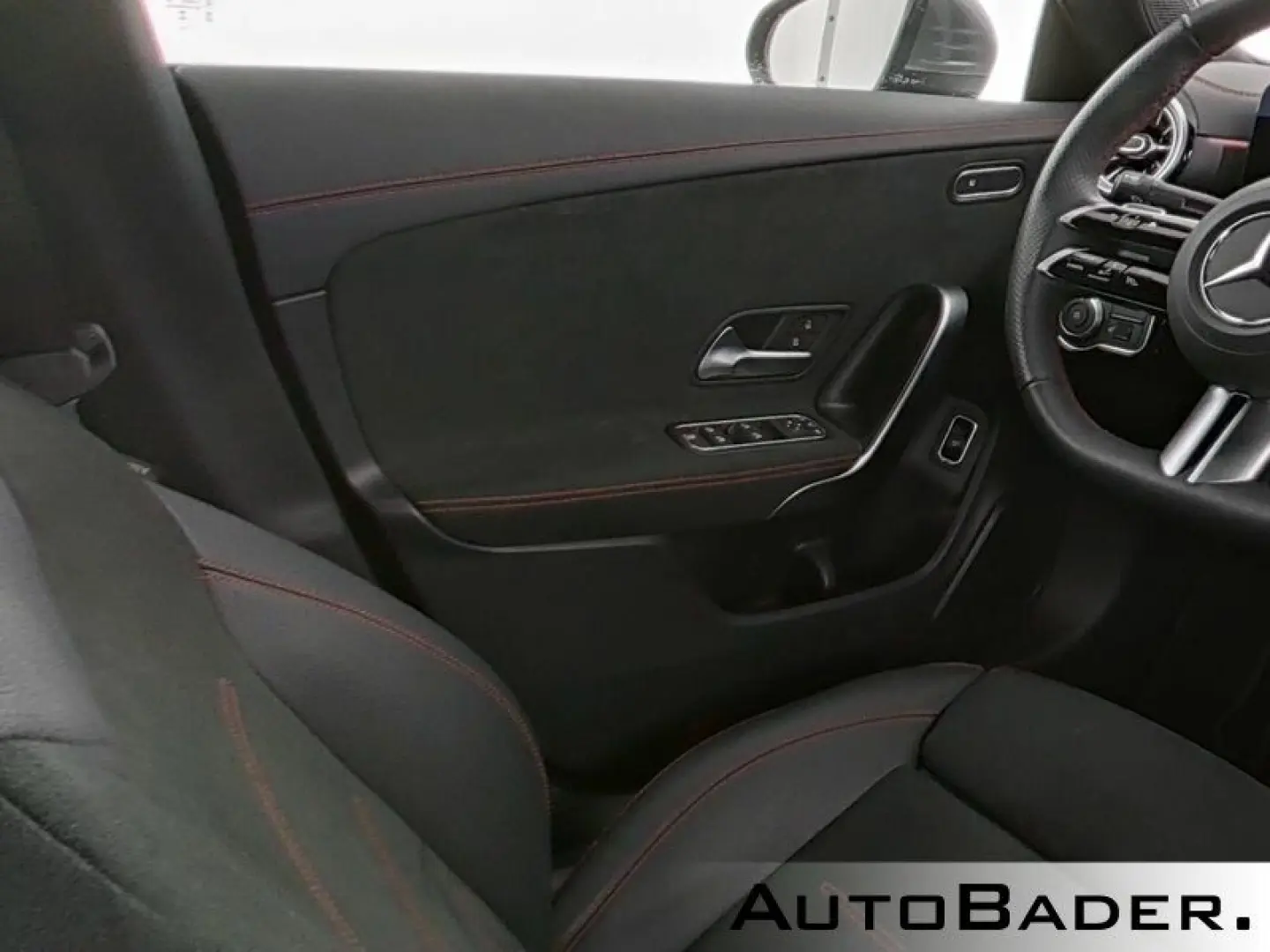 CLA 180 7G AMG MBUX LED RFK Spiegel-Pkt MY2025