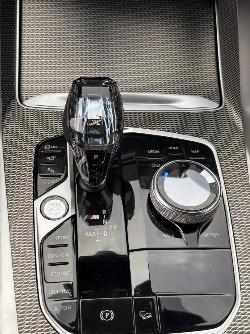 BMW X6 M50d - model 2020