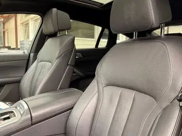 BMW X6 M50d - model 2020
