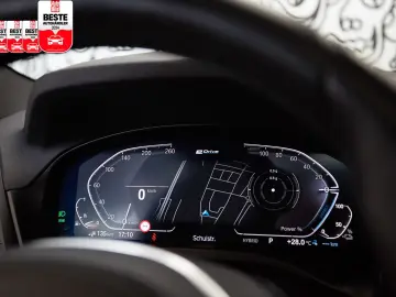 X3 xDrive30e 3x M SPORT LIVE-COCKP-PLUS PANO HUD