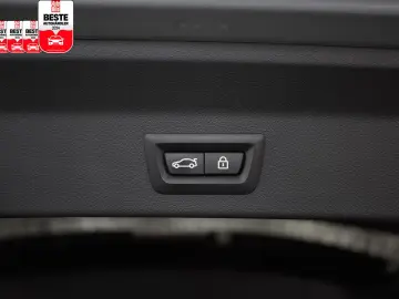 X3 xDrive30e 3x M SPORT LIVE-COCKP-PLUS PANO HUD