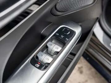 C 43 AMG 4M Perf-Sitze Pano Distr Night Memo 18'