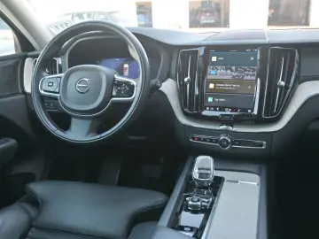 XC60 T6 Inscript. PHEV MAPS HUD Connect Edi 360