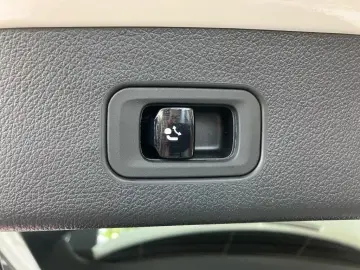 Mercedes-Benz GLC 200 4M AMG-Line Noapte AHK