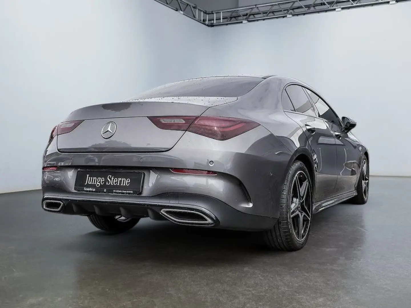 CLA 180 Coupé   AMG Night LED Cam Pano Spur Navi