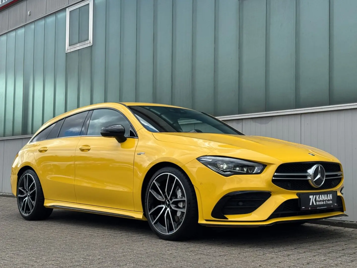 CLA 35 AMG Shooting Brake 4M Performance 1.HAND