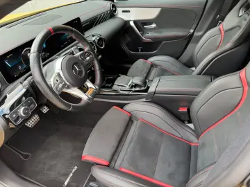 CLA 35 AMG Shooting Brake 4M Performance 1.HAND