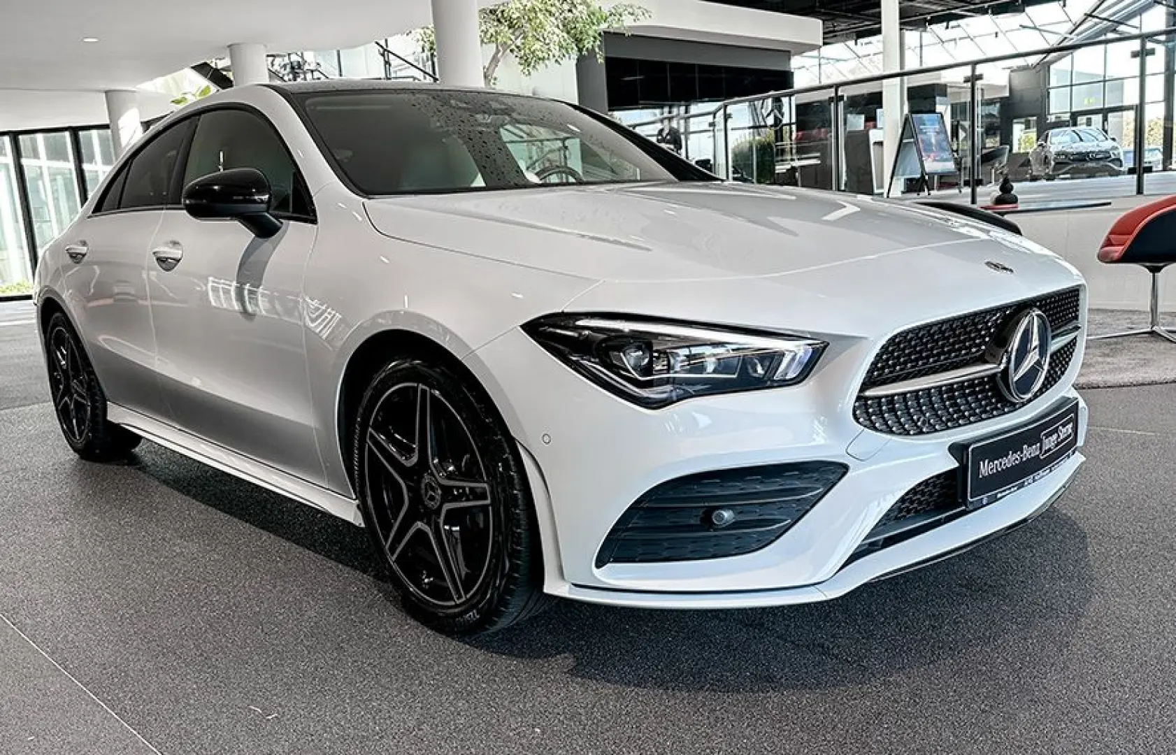 CLA 200 Coupé AMG Night Multib Pano AHK Kamera