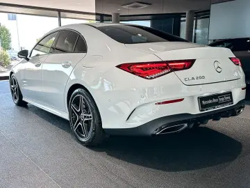 CLA 200 Coupé AMG Night Multib Pano AHK Kamera