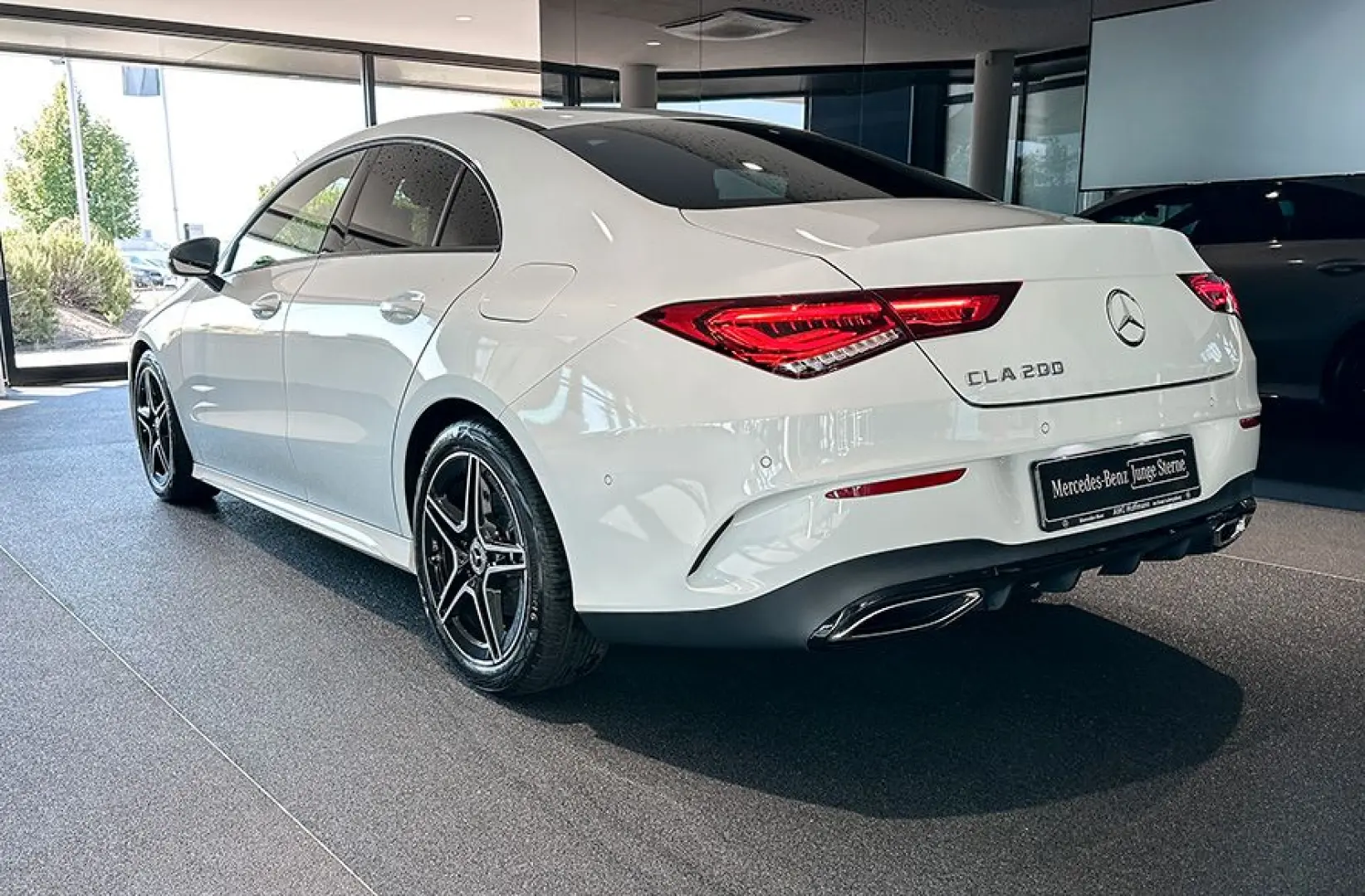 CLA 200 Coupé AMG Night Multib Pano AHK Kamera
