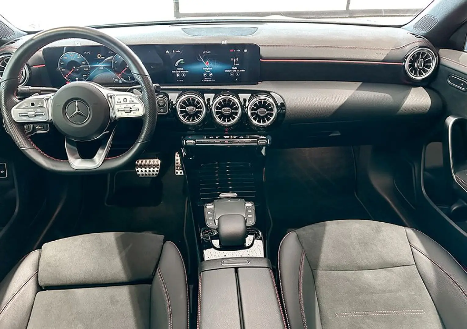 CLA 200 Coupé AMG Night Multib Pano AHK Kamera