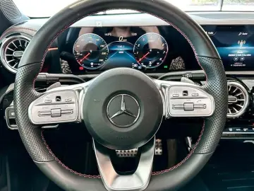 CLA 200 Coupé AMG Night Multib Pano AHK Kamera