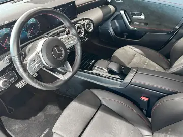 CLA 200 Coupé AMG Night Multib Pano AHK Kamera