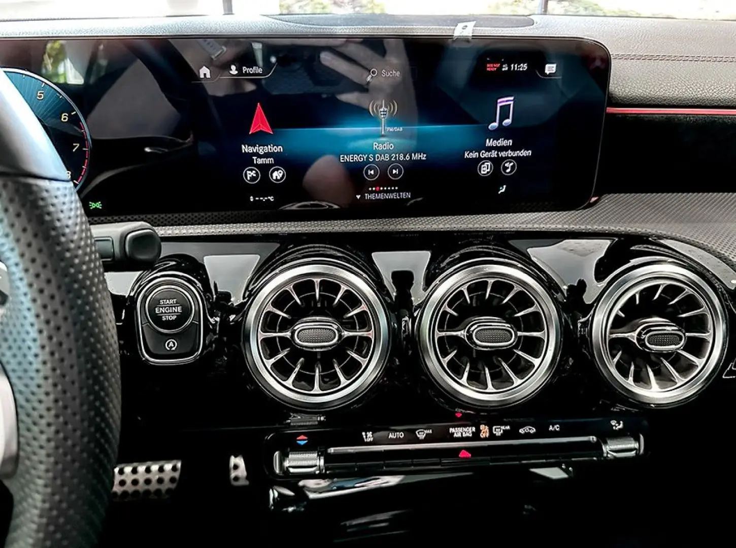 CLA 200 Coupé AMG Night Multib Pano AHK Kamera