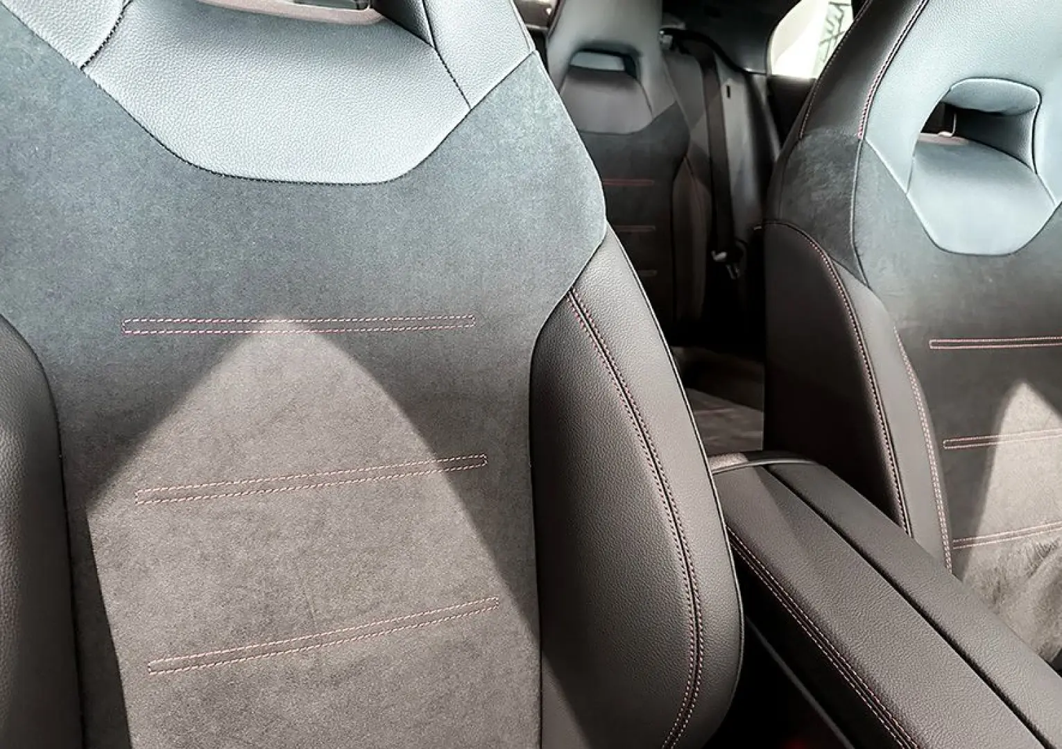 CLA 200 Coupé AMG Night Multib Pano AHK Kamera