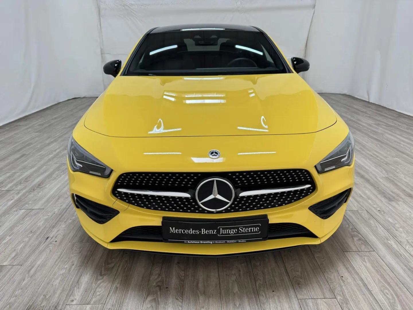 CLA 200 AMG NIGHT Pano AHK MULTIBEAM Ambientebel