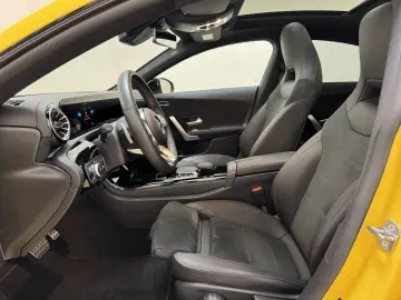 CLA 200 AMG NIGHT Pano AHK MULTIBEAM Ambientebel