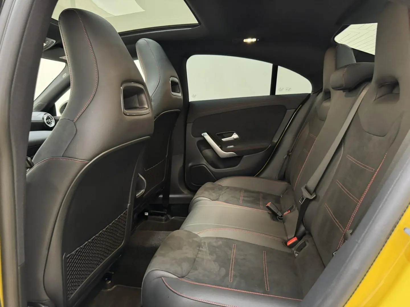 CLA 200 AMG NIGHT Pano AHK MULTIBEAM Ambientebel