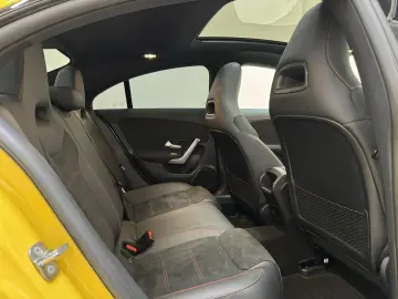 CLA 200 AMG NIGHT Pano AHK MULTIBEAM Ambientebel