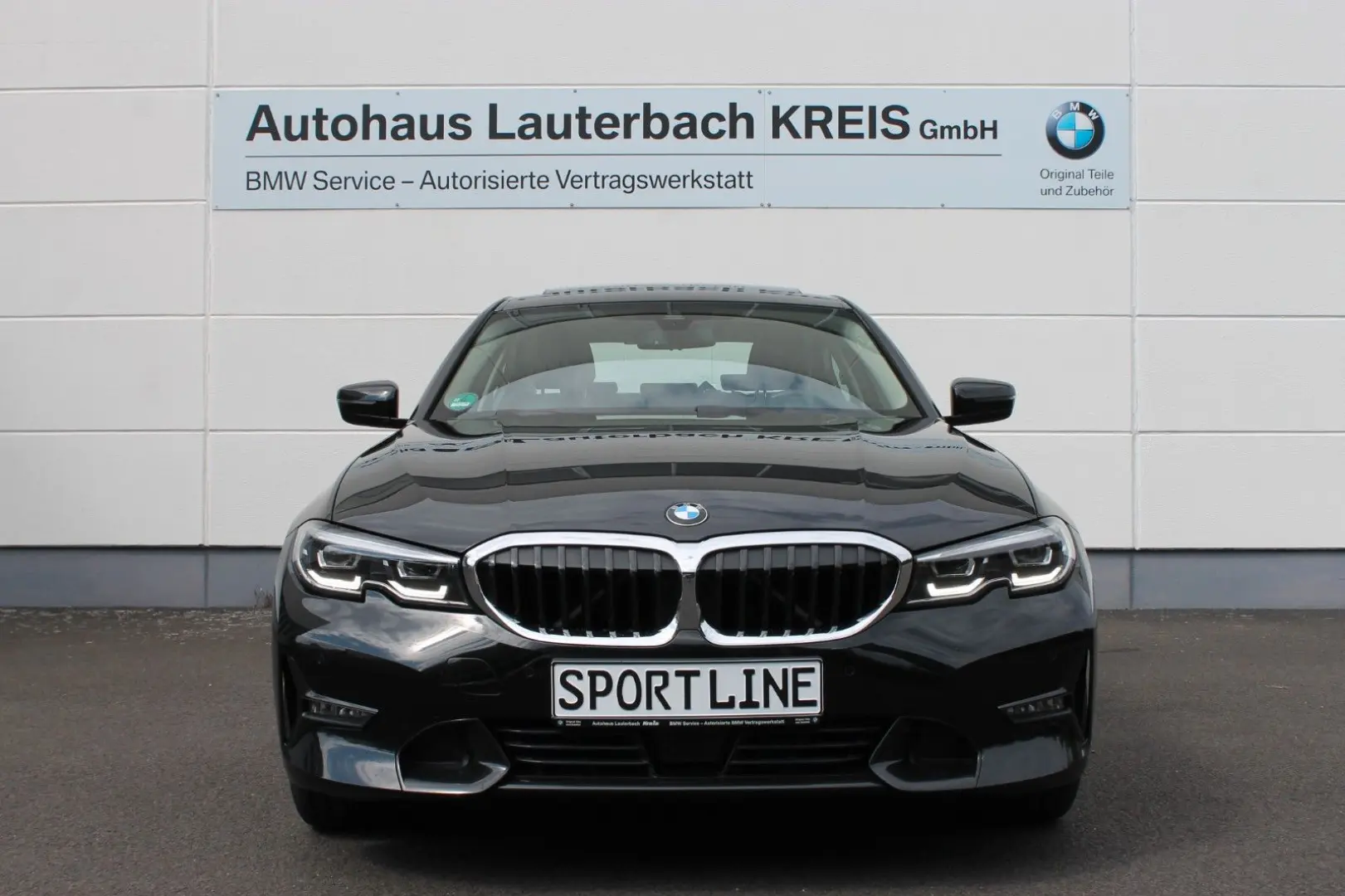 BMW 320i Lim. Sport Line