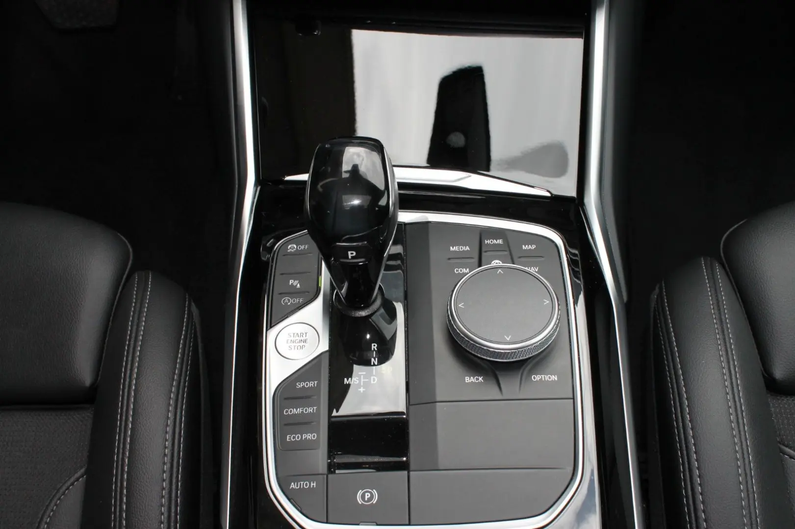 BMW 320i Lim. Sport Line