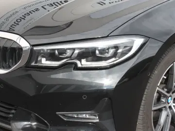 BMW 320i Lim. Sport Line