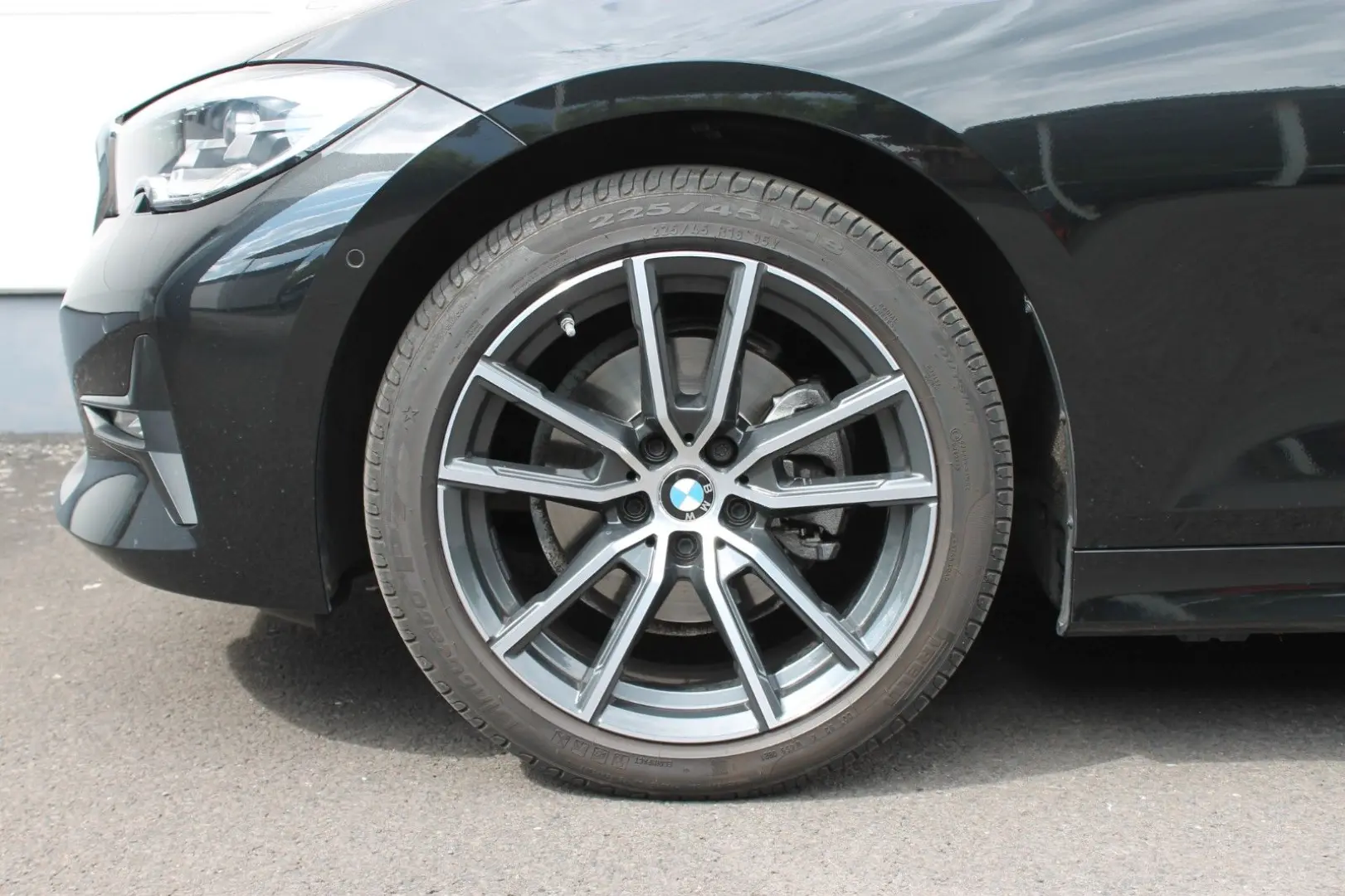 BMW 320i Lim. Sport Line