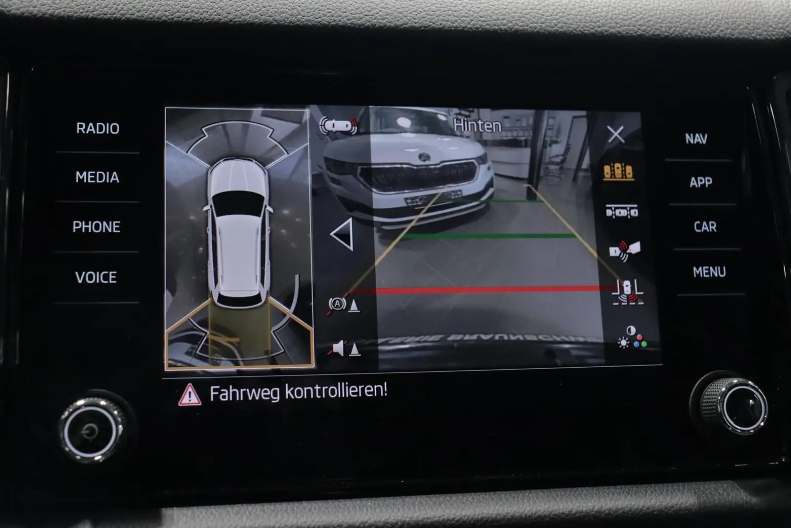 Kodiaq 2.0 TDI Clever PANORAMA AHK VIRTUAL ACC