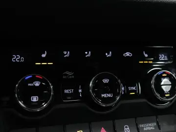 Kodiaq 2.0 TDI Clever PANORAMA AHK VIRTUAL ACC