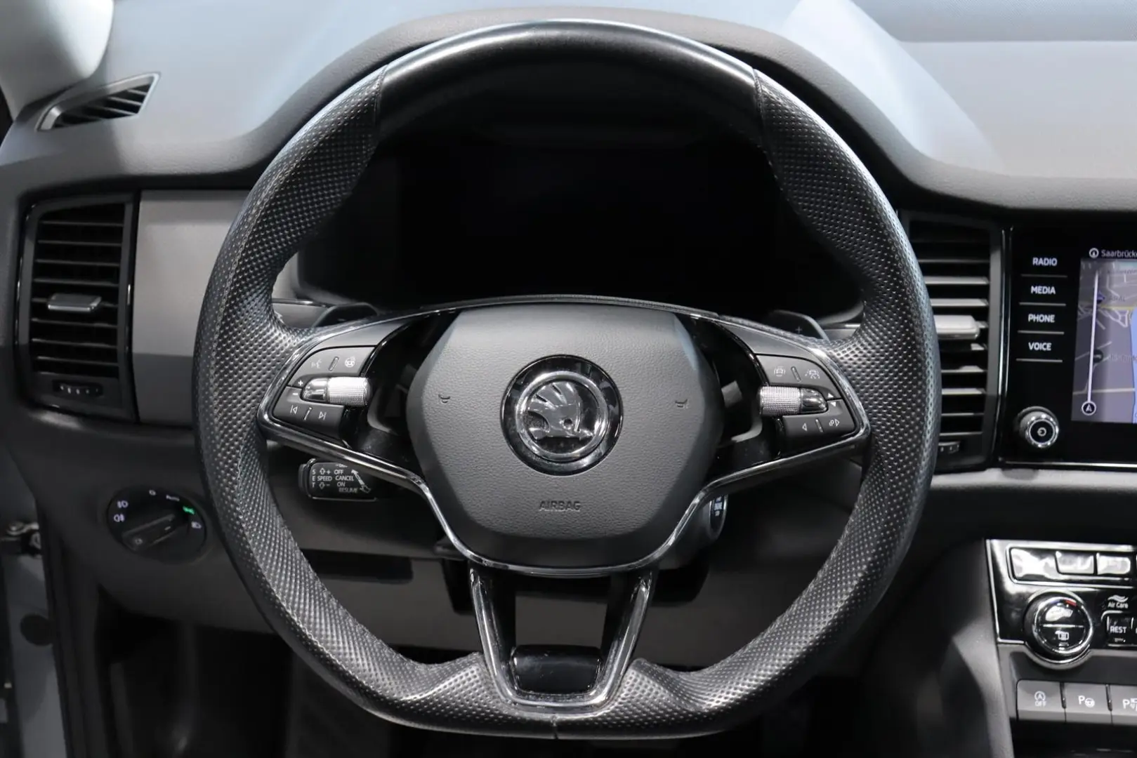 Kodiaq 2.0 TDI Clever PANORAMA AHK VIRTUAL ACC