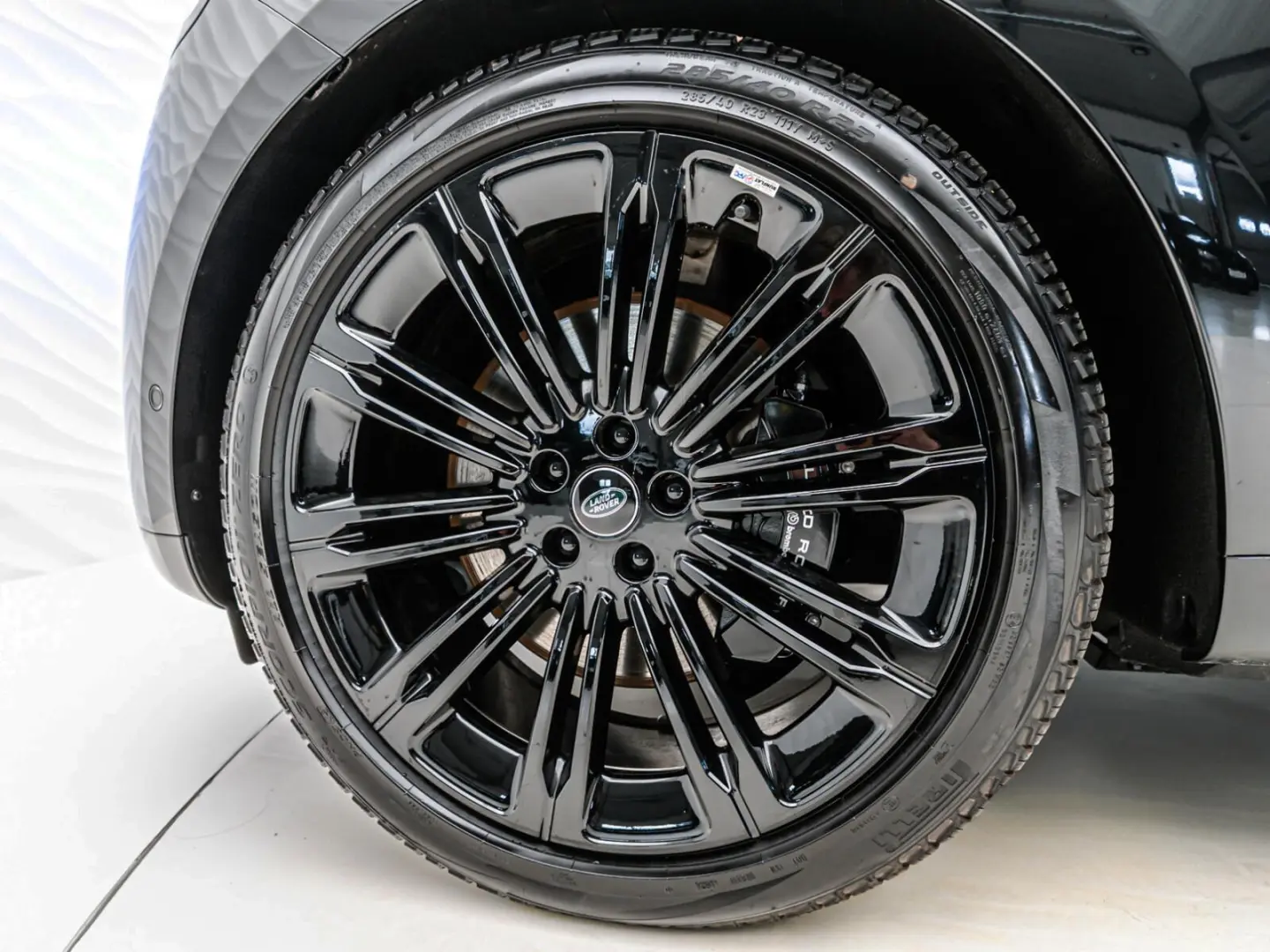 Range Rover P530 LWB ARMORED B6 Autobiography