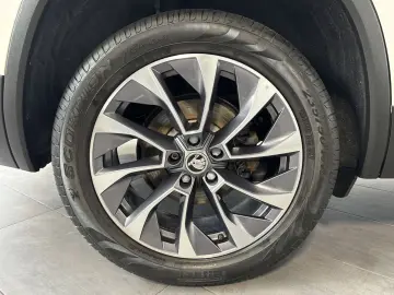 Kodiaq 2.0 TDI DSG Drive 125 NAV LED AHK PANO VC