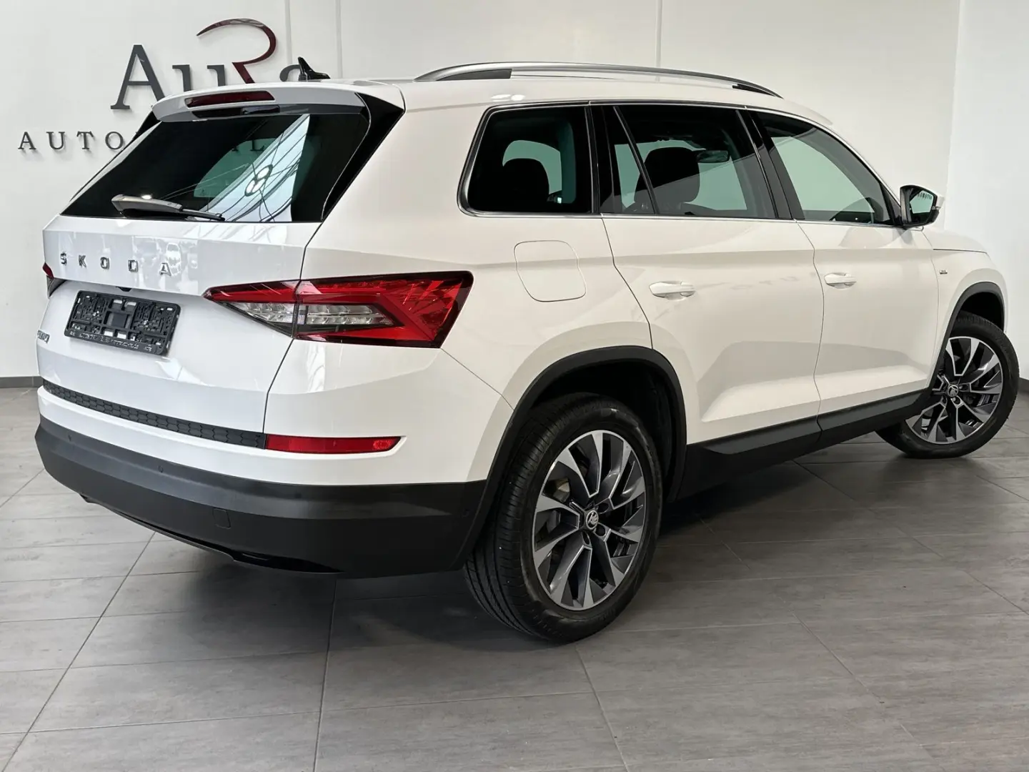 Kodiaq 2.0 TDI DSG Drive 125 NAV LED AHK PANO VC