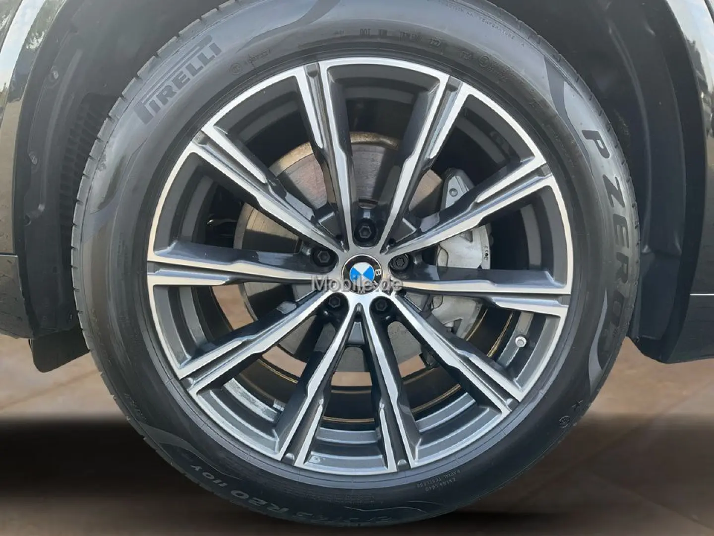 X5 xDrive30d M Sport H&K Gesture Control 360 HUD 20