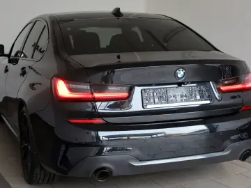 BMW 320 i M Sport