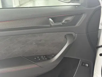 Kodiaq RS 4x4 2.0 TDI  LED Pano VirtualC Memory