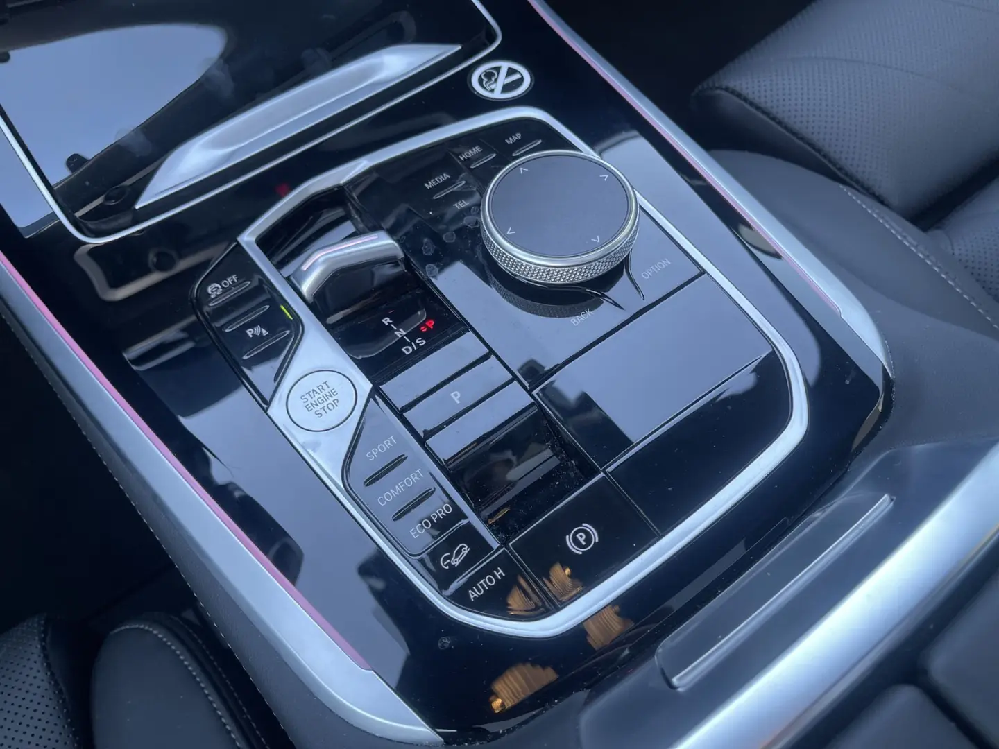 X5 xDrive40i M Sport SoftClo IconicGl 360 DAPro Ventil H&K