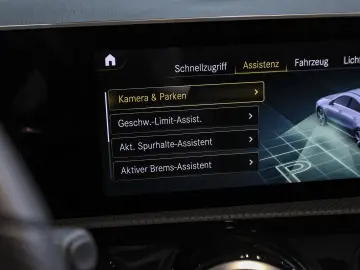 CLA 200 d Edition AMG Panorama Multibeam Ambient