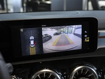 CLA 200 d Edition AMG Panorama Multibeam Ambient