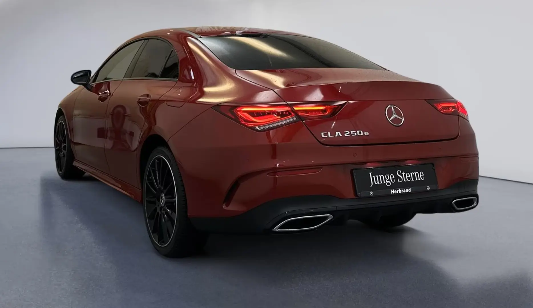 CLA 250 e Coupé AMG  Night Panorama 19  Soundsys