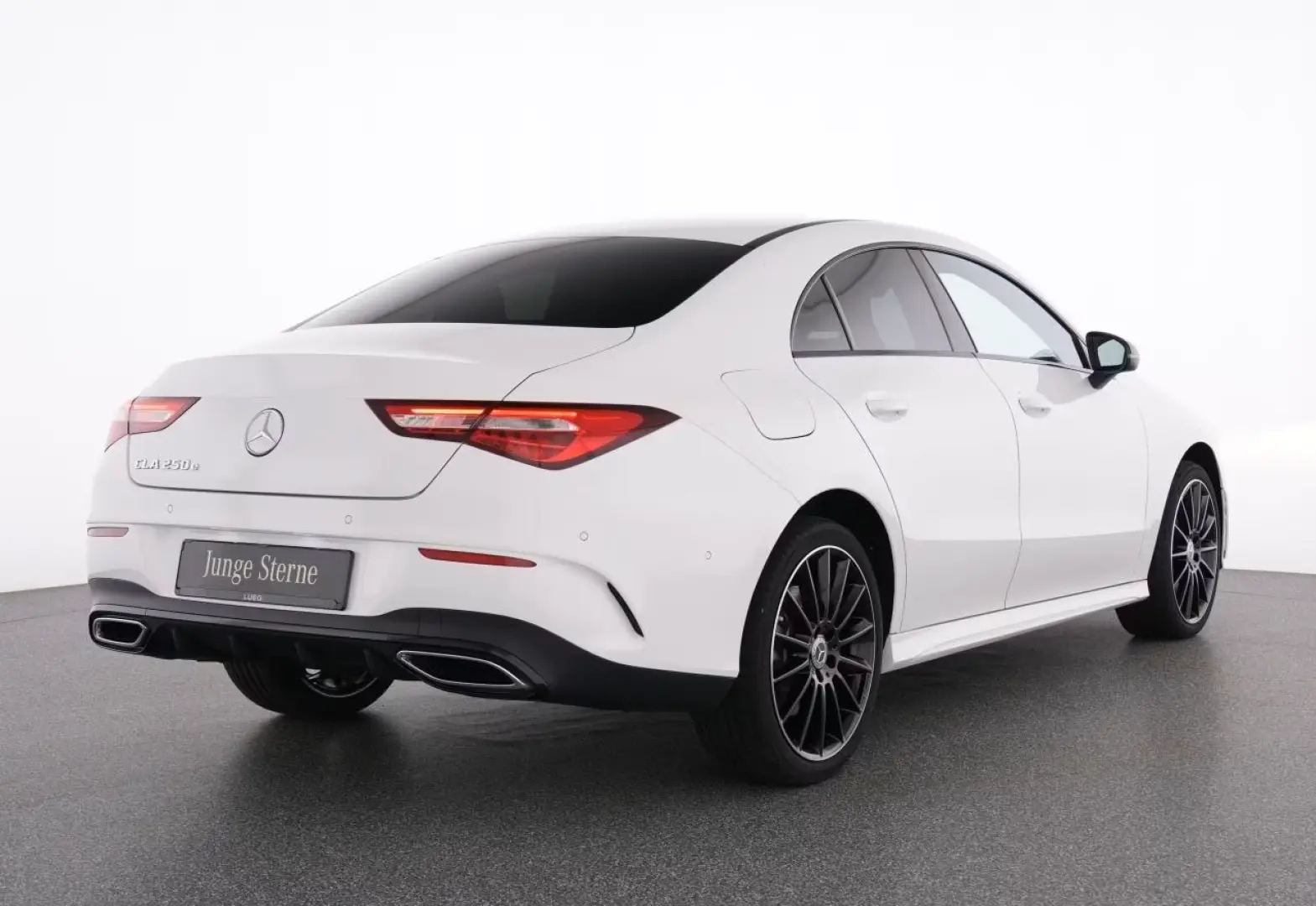 CLA 250 e AMG MBUXHIghEnd Night Amb SHZ Sound 19