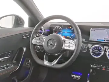 CLA 250 e AMG MBUXHIghEnd Night Amb SHZ Sound 19