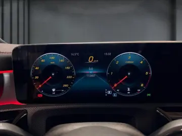 CLA 220 d AMG PANO NIGHT MBEAM AMBIENTE KAMERA