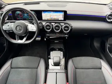 CLA 250e COUPE 3x AMG PANO BURMESTER KAM HUD 19'