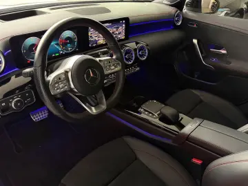 CLA 250e COUPE 3x AMG PANO BURMESTER KAM HUD 19'